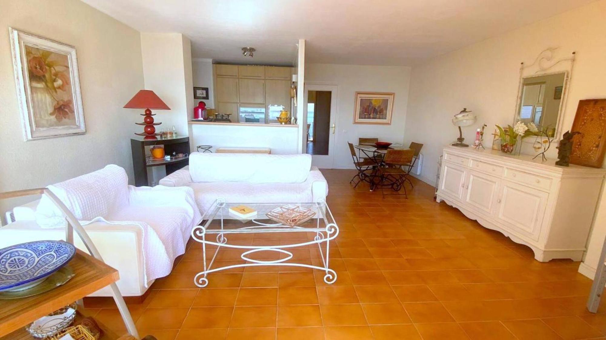 Dallas 1 C Appartement Roses